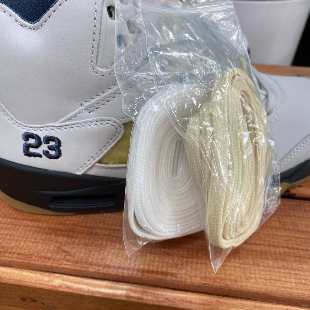 A Ma Maniere Air Jordan 5 Retro 'Dawn', Mens 4.5, W6 - Banana Stand