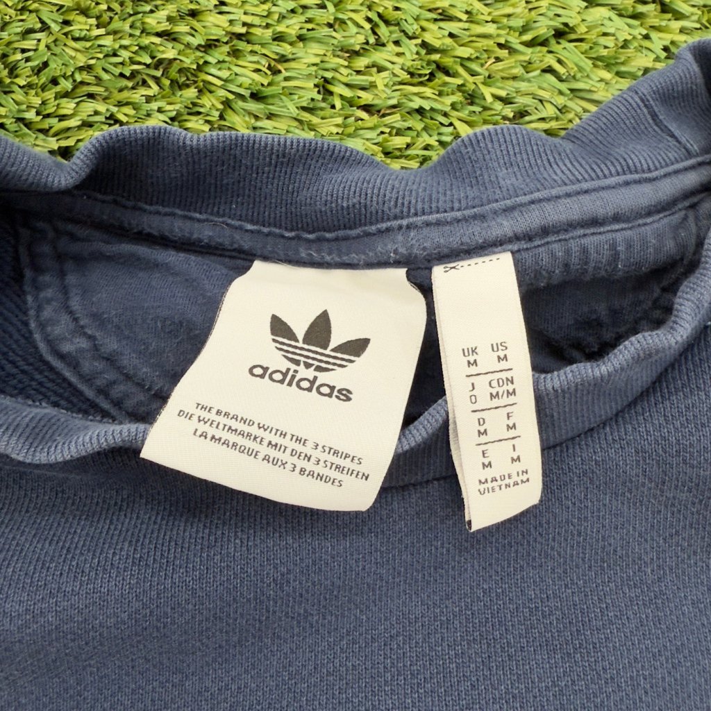 Adidas Embroidered Logo Crewneck, M - Banana Stand