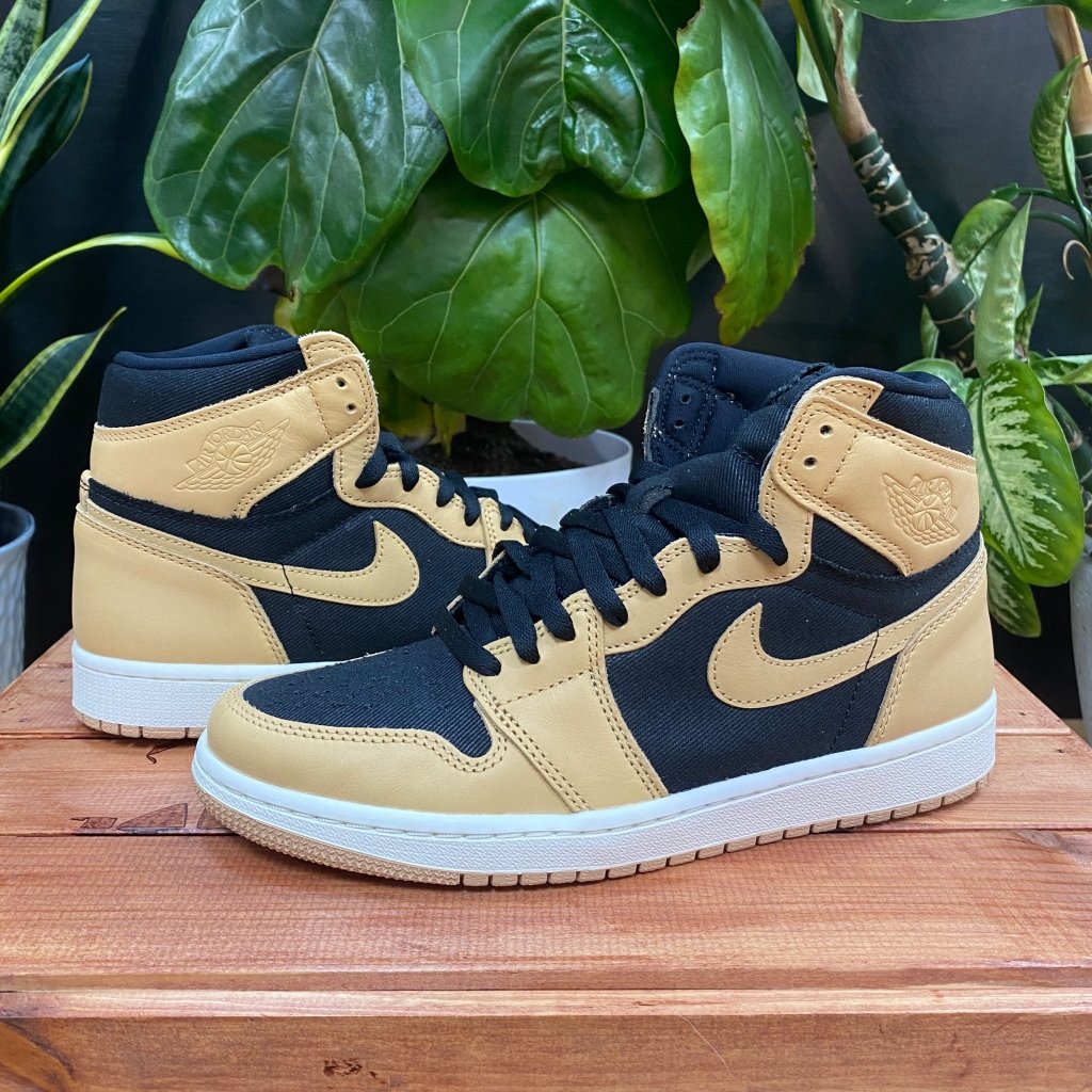 Jordan 1 Retro High OG Heirloom, Mens 8.5, W10 - Banana Stand