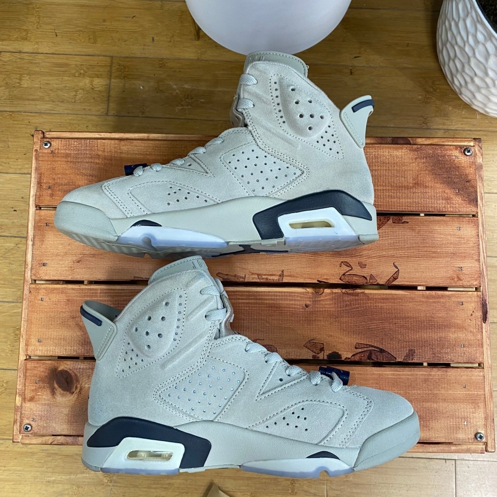 Jordan 6 Retro Georgetown, Mens 7.5, W9 - Banana Stand