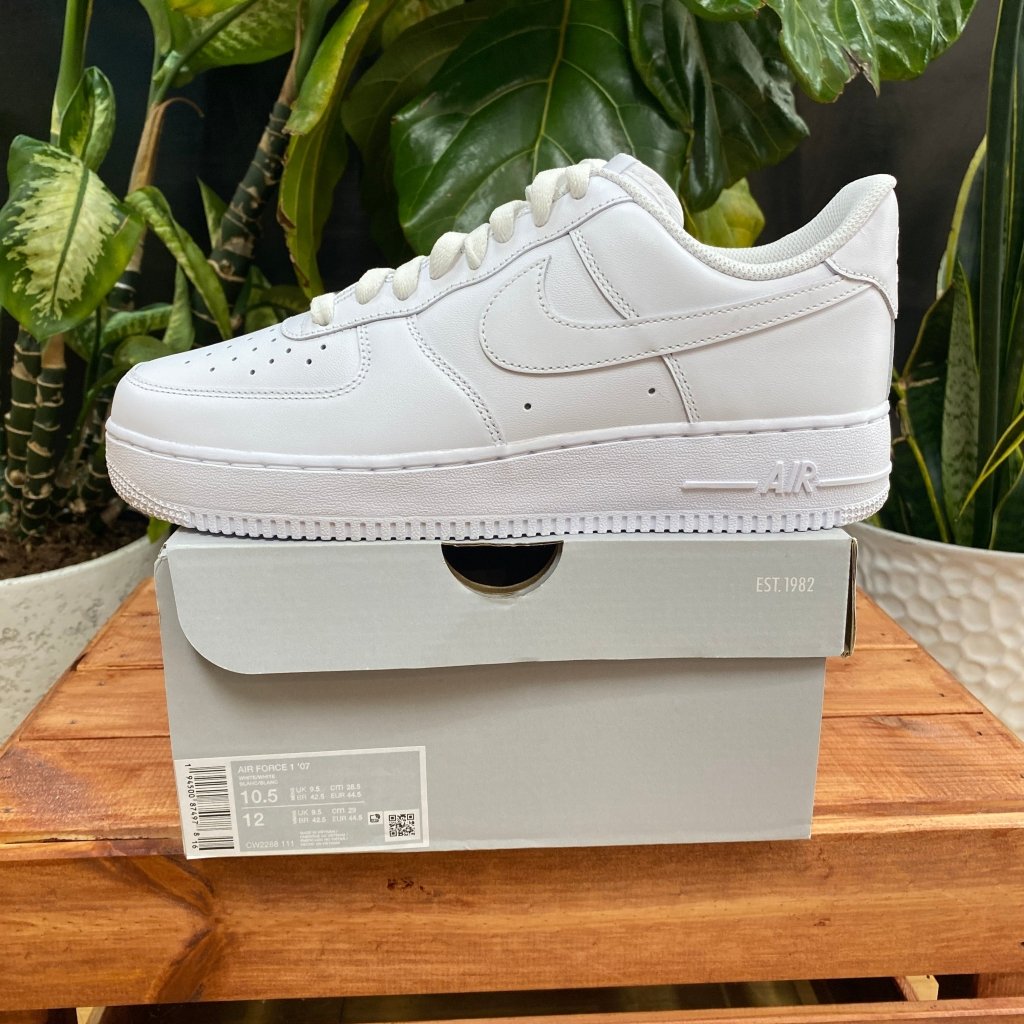 Nike Air Force 1 '07 - Triple White, Mens 10.5, W12 - Banana Stand