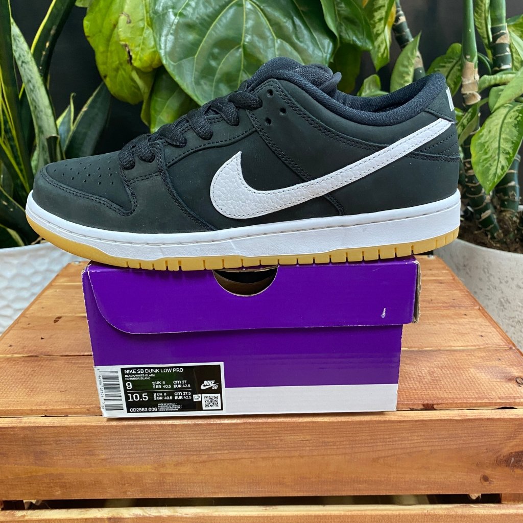 Nike SB Dunk Low Pro Black Gum, Mens 9, W10.5 - Banana Stand