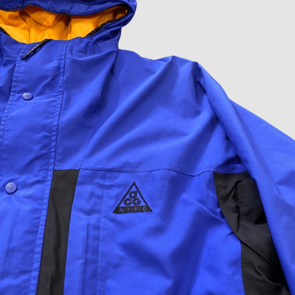 Nike Vintage ACG Periwinkle & Yellow Jacket, L - Banana Stand