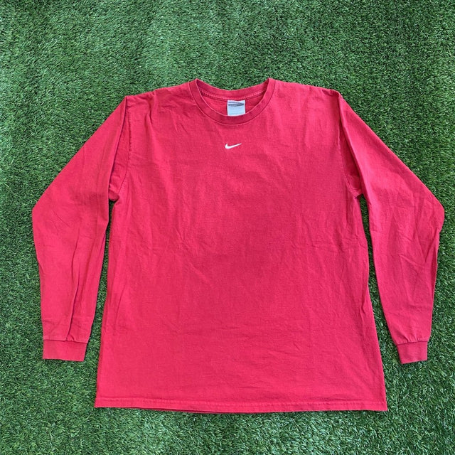 Nike Vintage Center Swoosh Long Sleeve, Red, L - Banana Stand