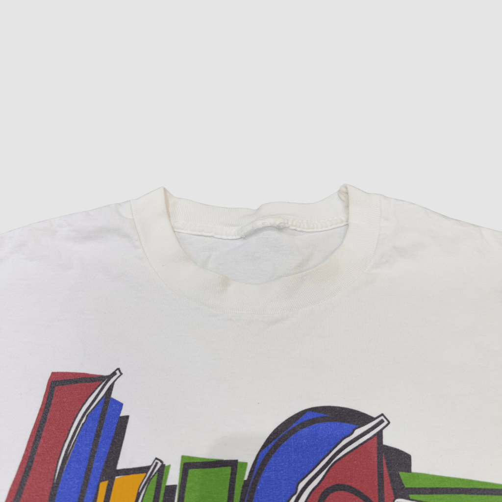 Nike Vintage White 'Just Do It' Short Sleeve Shirt, L - Banana Stand