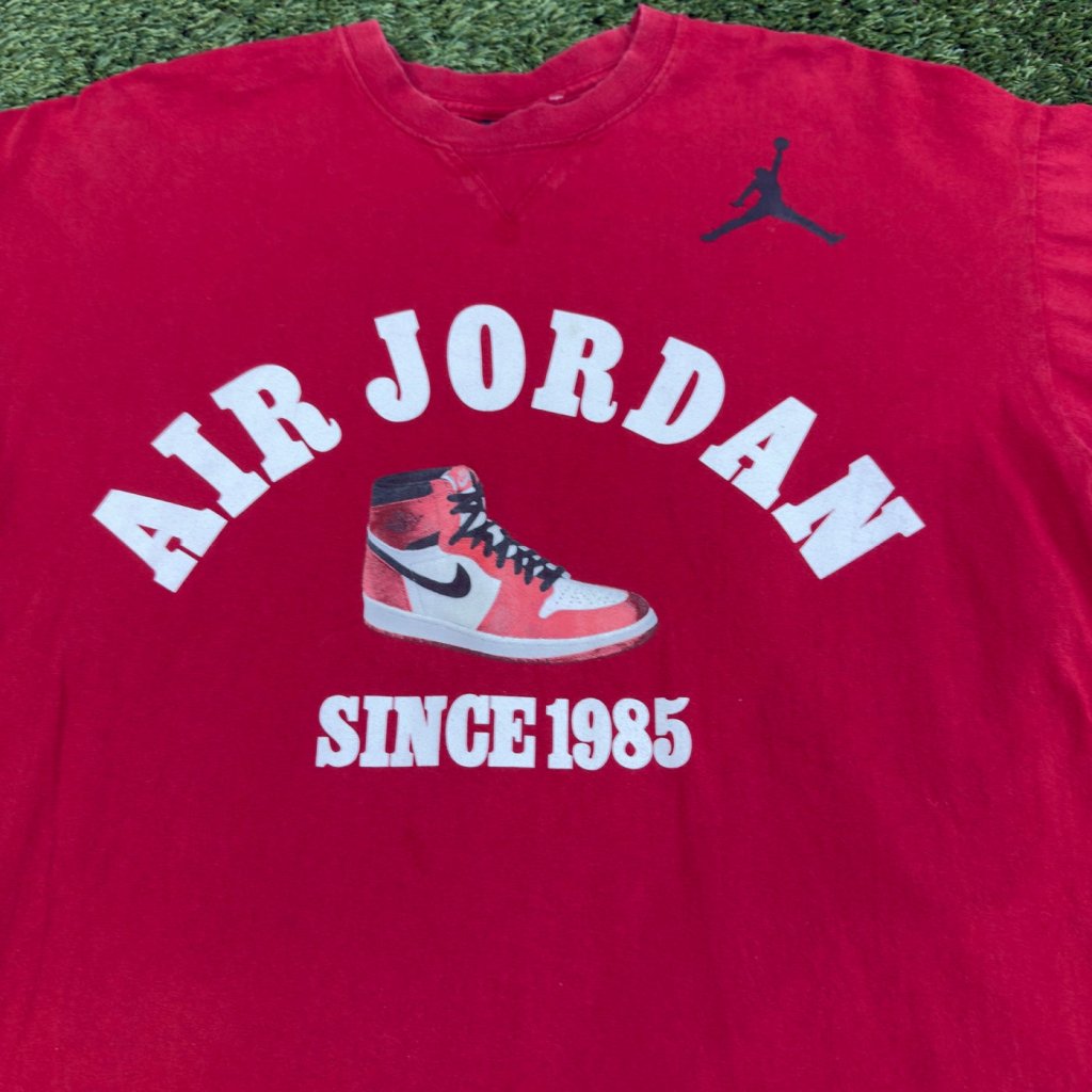 Vintage Air Jordan Since 1985 Shirt, Red XL - Banana Stand