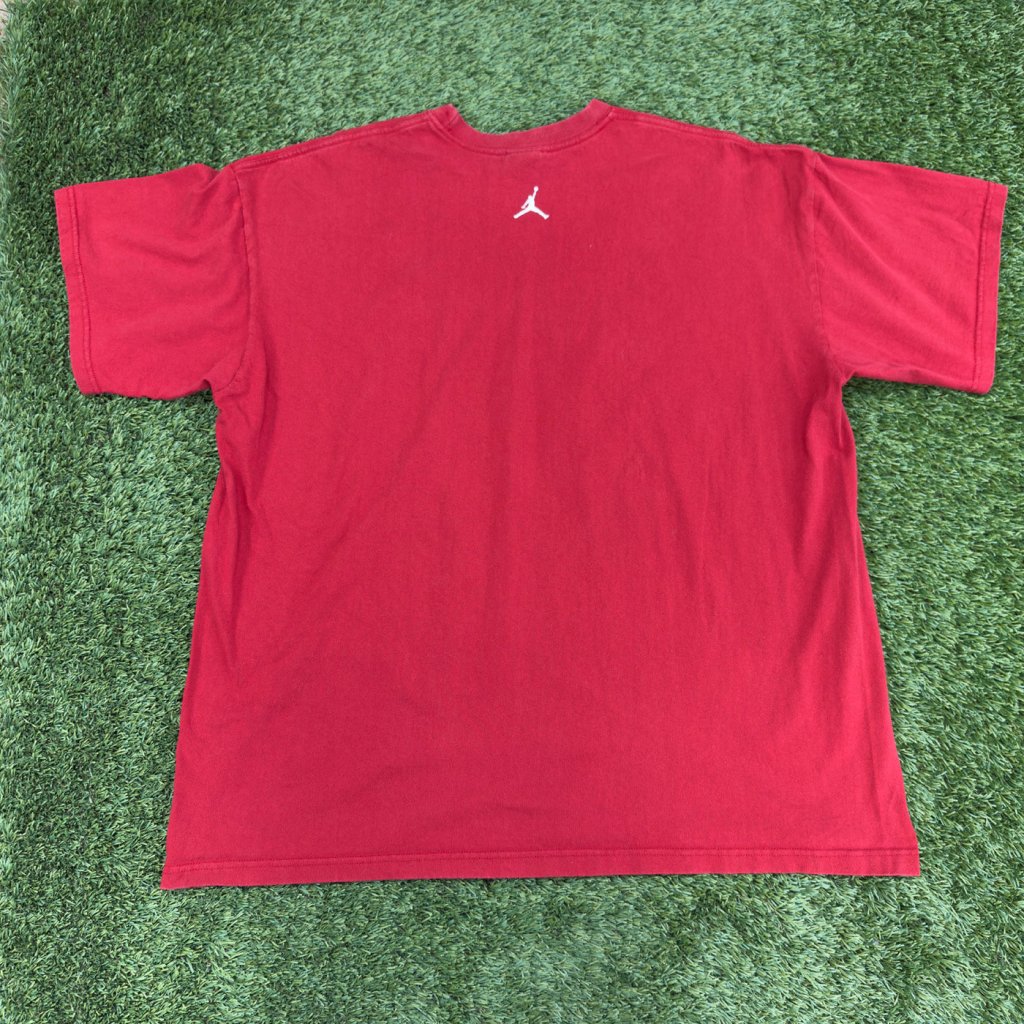 Vintage Air Jordan Since 1985 Shirt, Red XL - Banana Stand