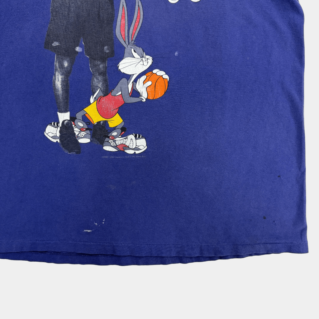 Vintage Space Jam 'The Best on Earth' 1993 Made in USA, L - Banana Stand
