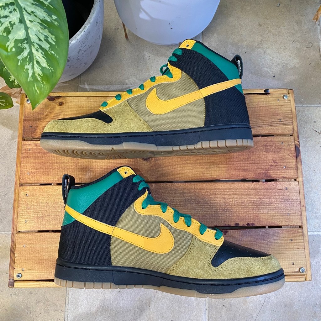 Banana Stand Nike by You Dunk High - Banana Stand