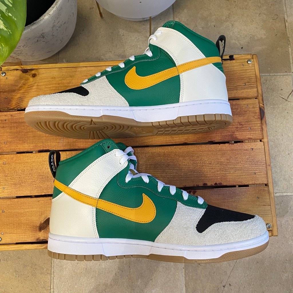 Banana Stand Nike by You Dunk High - Banana Stand