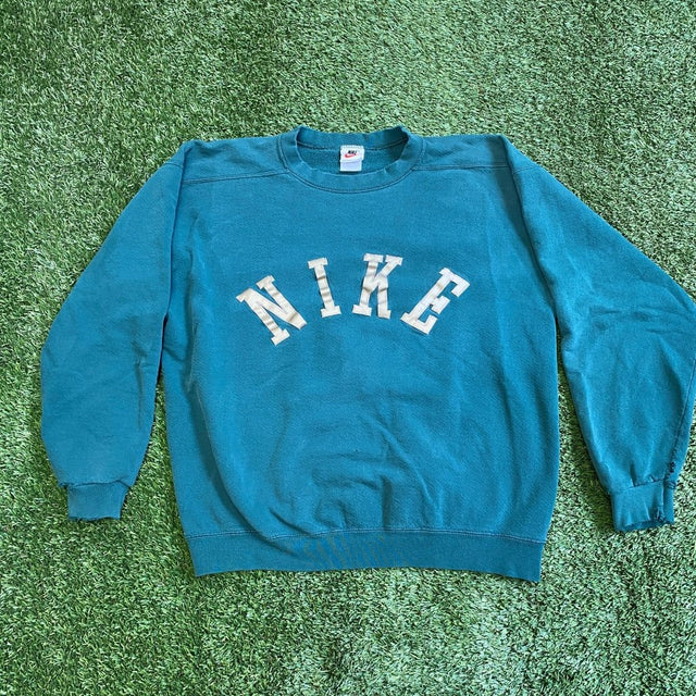 Nike 1990s Vintage Spell out Crewneck, M - Banana Stand