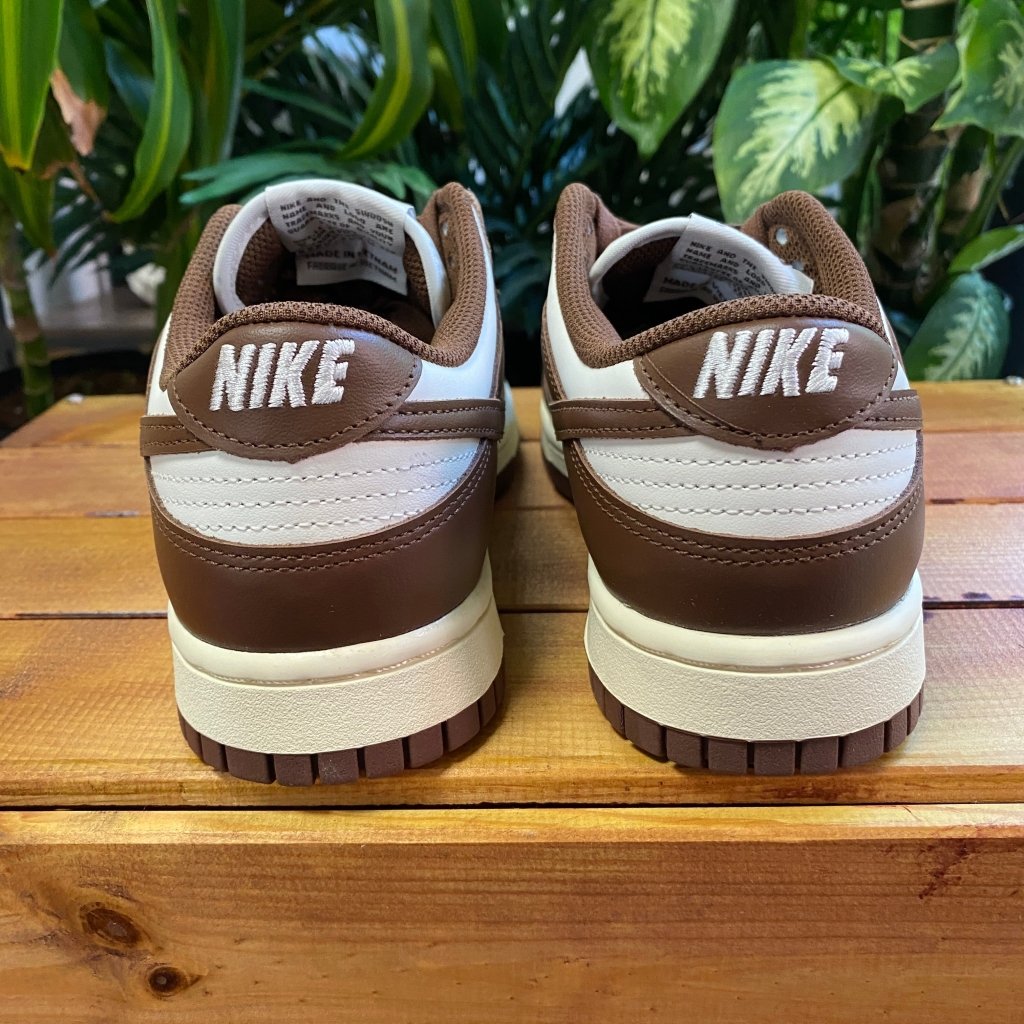 Nike Dunk Low Cacao Wow, Mens 7.5, W9 - Banana Stand