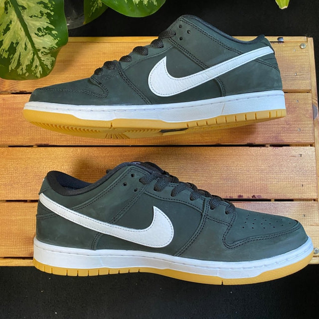 Nike SB Dunk Low 'Black Gum', Mens 9.5, W11 - Banana Stand