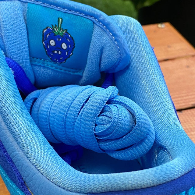 Nike SB Dunk Low Blue Raspberry, Mens 10.5 - Banana Stand