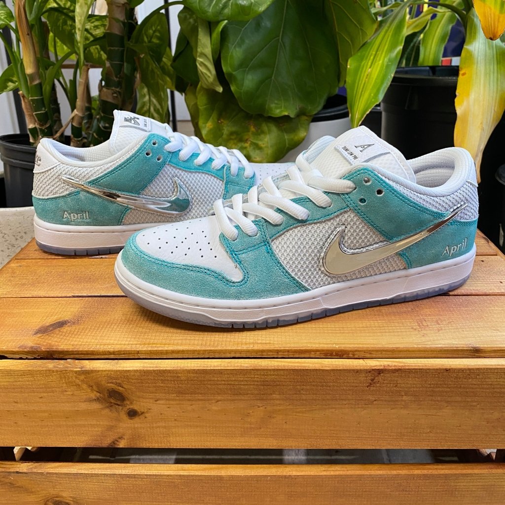 Nike sb v hot sale