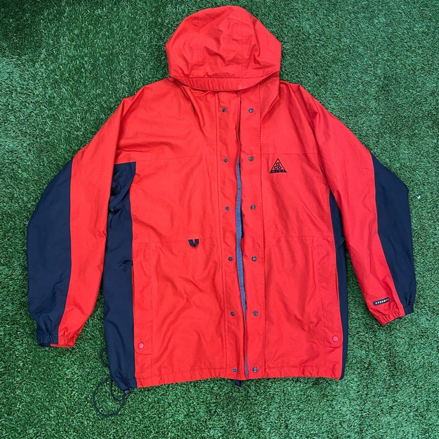 Nike Vintage ACG Jacket, Red and Black, L - Banana Stand