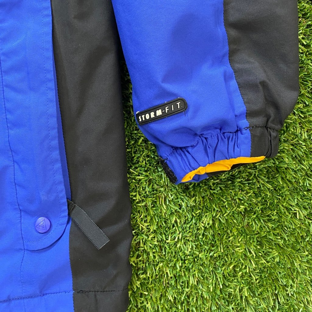 Nike Vintage ACG Periwinkle & Yellow Jacket - Banana Stand