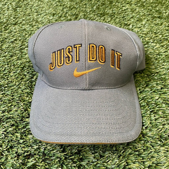 Nike Vintage Just Do It Hat - Banana Stand