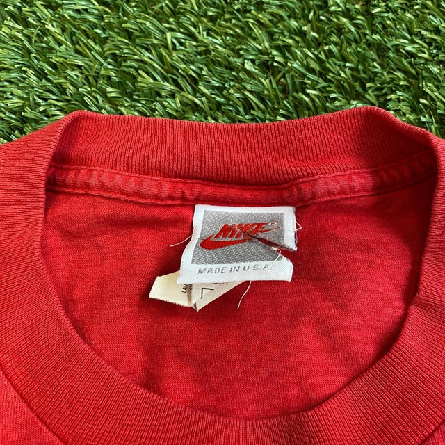 Nike Vintage 'Just Do It' Red T-shirt - Banana Stand